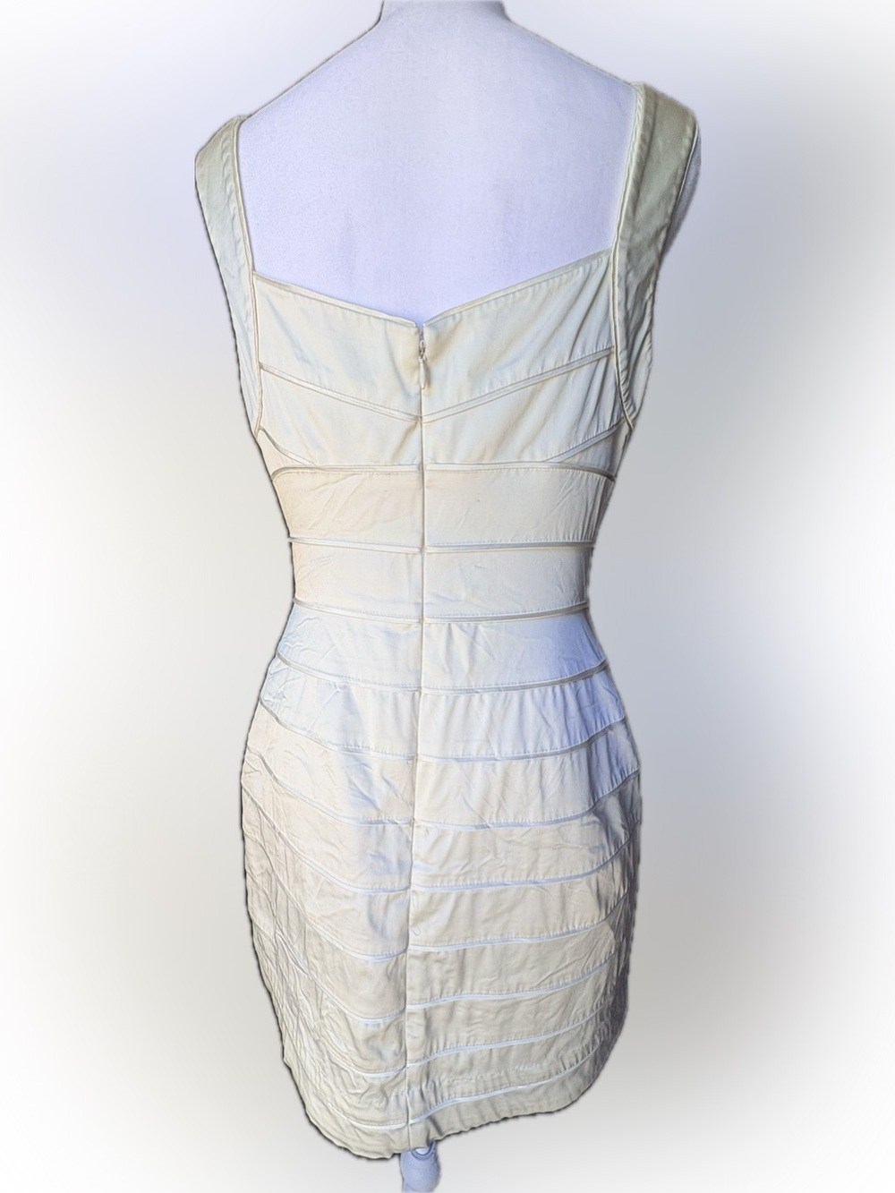 Lauren Ralph Lauren Cream Tiered Cocktail Dress - Picture 2 of 8